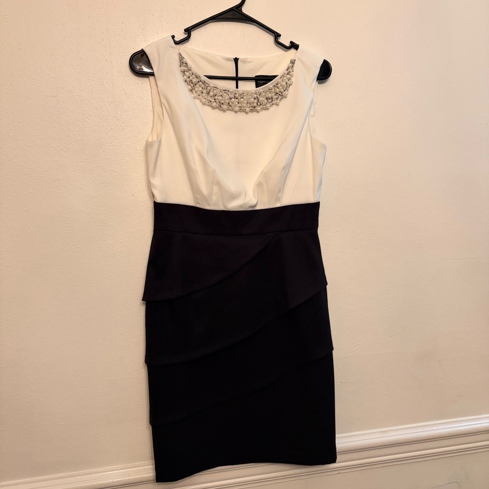 Connected Apparel Sheath Dress Womens 6P Black White Pearl Embellished Tiered